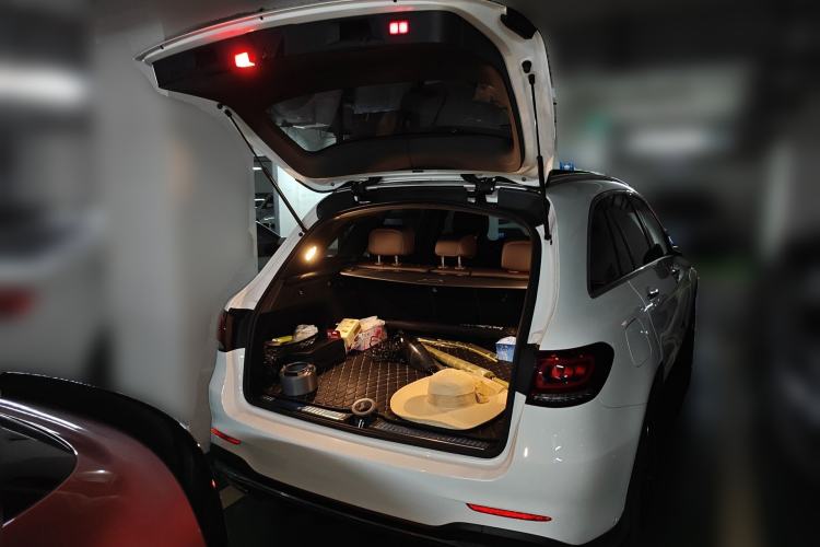 Used Mercedes-Benz GLC 2021 GLC 260 L 4MATIC Luxury Model Trunk