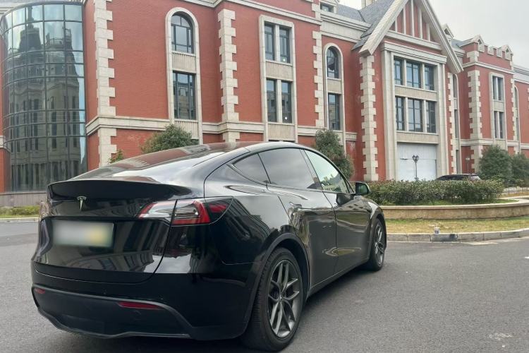 Used Tesla Model Y 2021 Standard Range Rear-Wheel Drive Version Rear Right 45 Deg