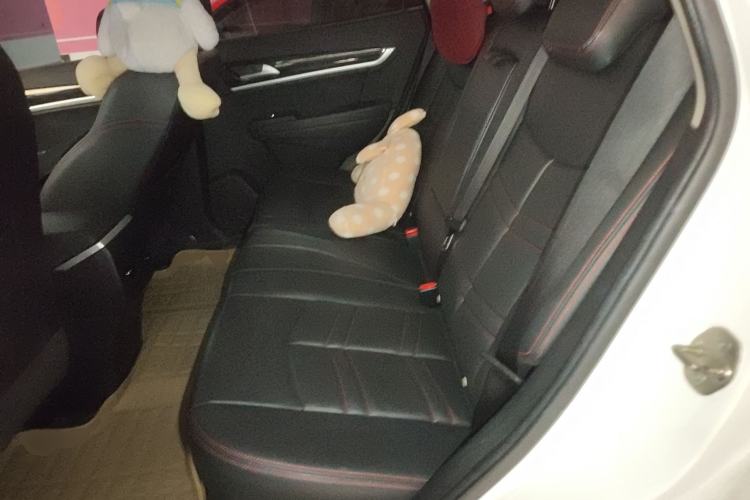 Used Dongfeng Aeolus AX7 2016 2.0L Automatic Zhiyi Trim
