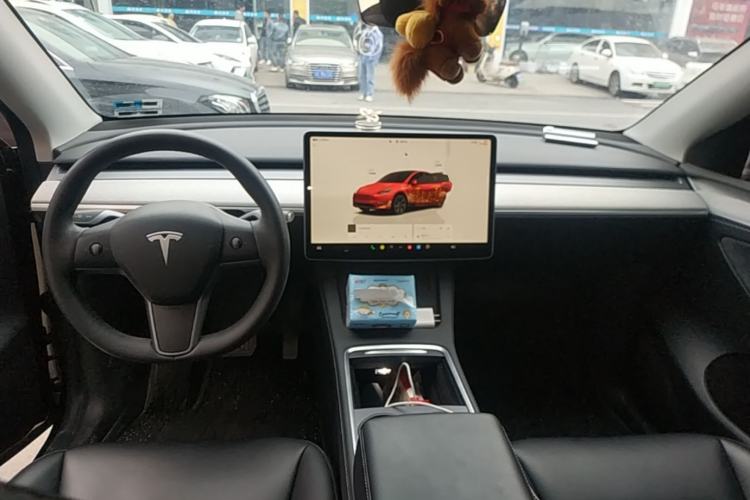 Used Tesla Model Y 2024 Rear-Wheel-Drive Version
