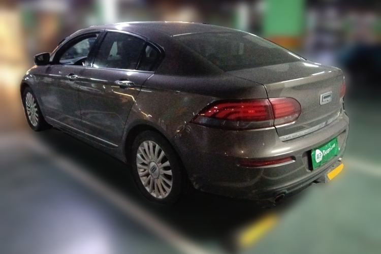Used Qoros 3 2014 Sedan 1.6T Automatic ZhiZhen Model
