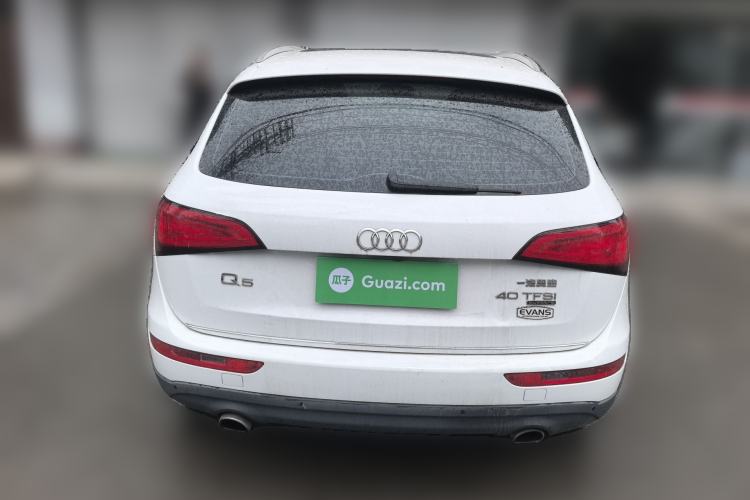 Used Audi Q5 2017 Plus 40 TFSI Ambition Model
