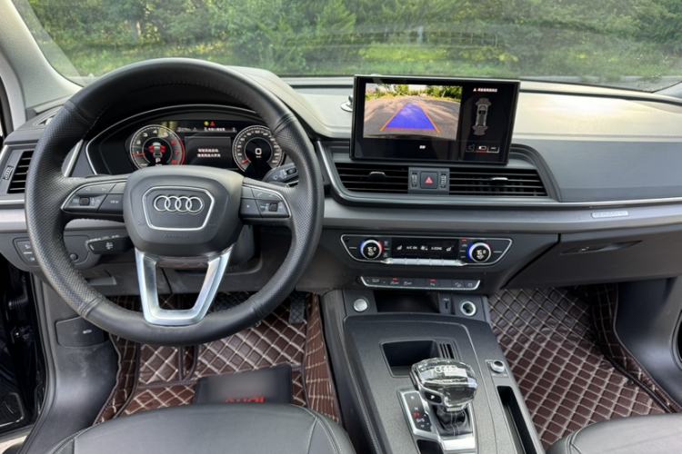 Used Audi Q5L 2022 40T Fashionable and Elegant Model
