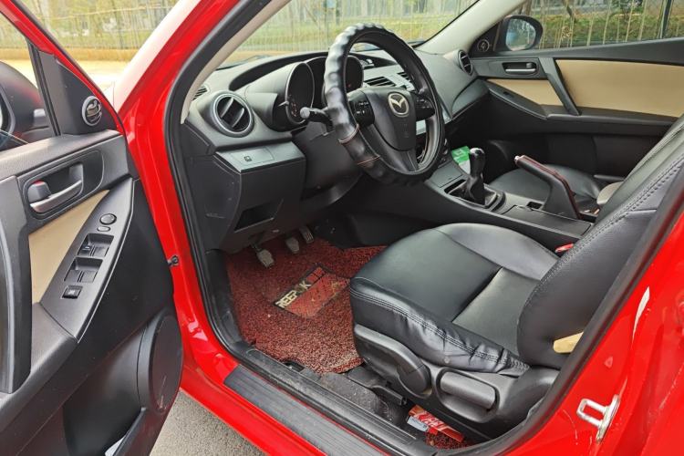 Used Mazda 3 2011 Sedan 1.6L Manual Comfort Model Driver Seat