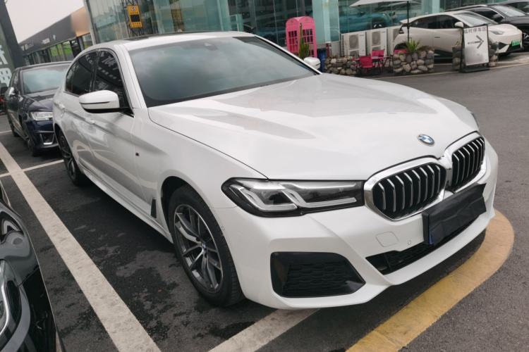 Used BMW 5 Series 2022 Second Facelift 525Li M Sport Package