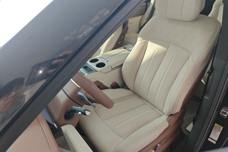 Used BYD Xia 2025 DM-i 1.5T 180km Beyond Edition
