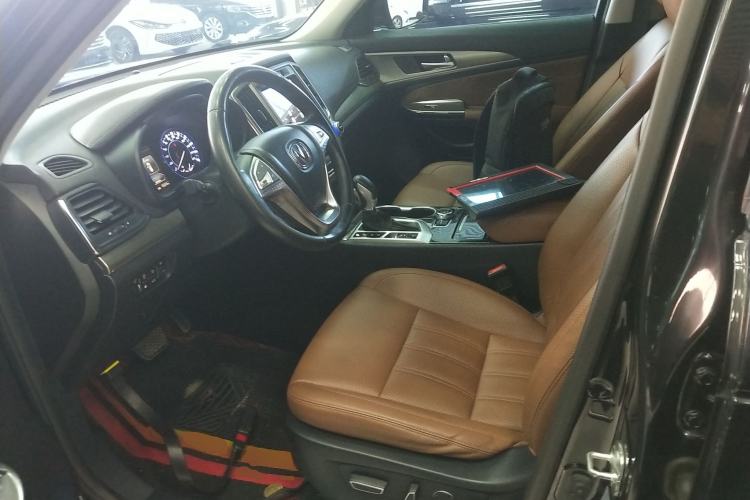 Used Changan CS95 2017 2.0T Two-Wheel Drive Zhitu Edition