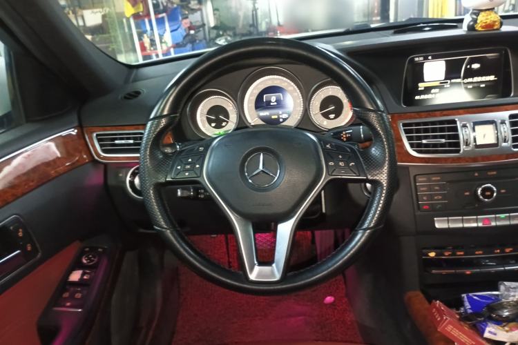 Used Mercedes-Benz E-Class 2015 E 180 L Sport Edition