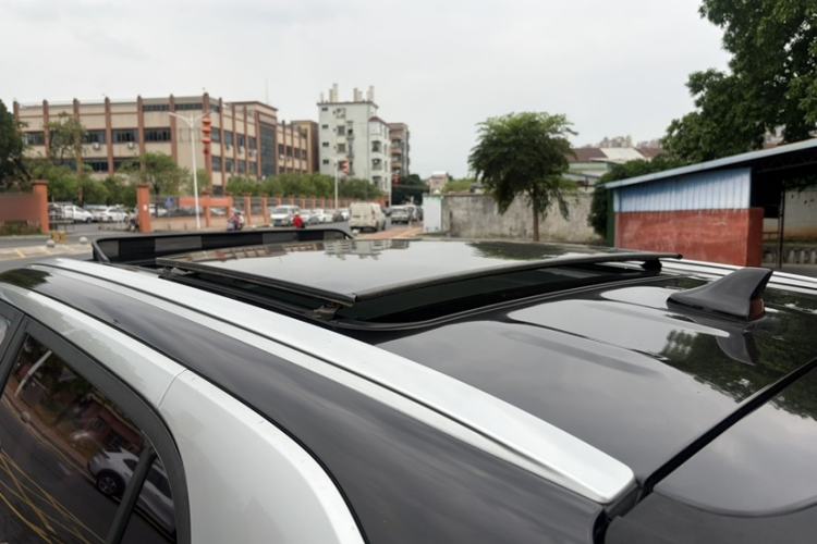 Used Hyundai ix25 2020 1.5L CVT GLS Smart Model Roof