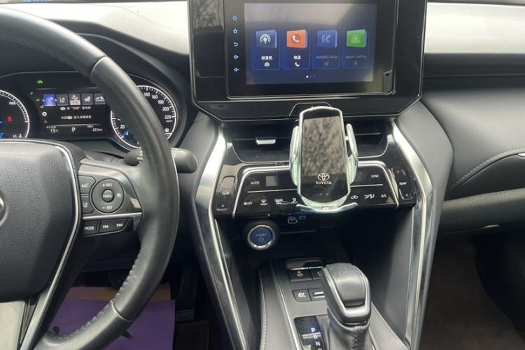 Used Toyota Venza 2022 Dual-Engine 2.5L CVT Two-Wheel Drive Luxury Edition Interior 4