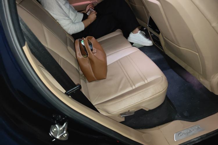 Used Porsche Cayenne 2019 Cayenne 3.0T Left Rear Seat