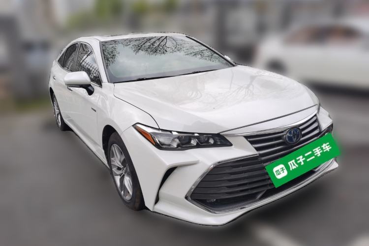 Used Toyota Avalon 2019 Dual-Engine 2.5L Luxury Edition China VI Standard
