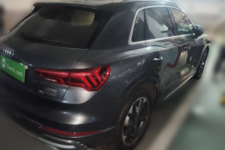 Used Audi Q3 2023 35 TFSI Fashion Dynamic Model (1.4T)
