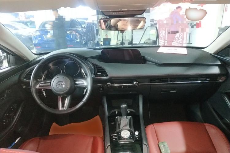 Used Mazda 3 Axela 2022 2.0L Automatic Zhi Rui Obsidian Edition
