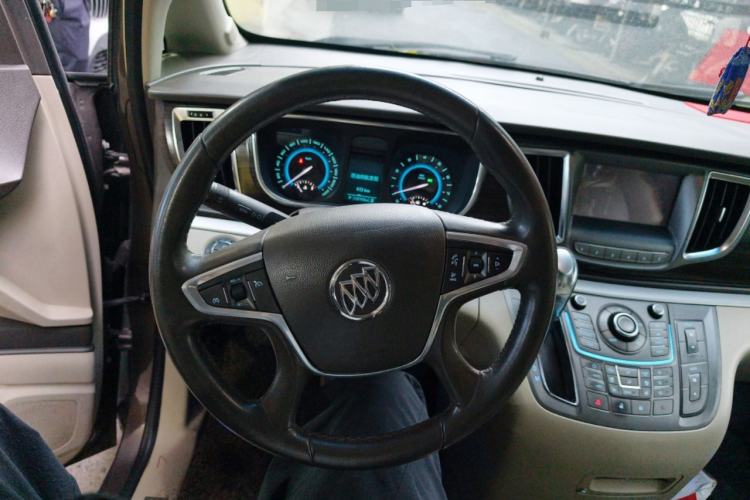 Used Buick GL8 2013 3.0L XT Luxury Business Flagship Edition