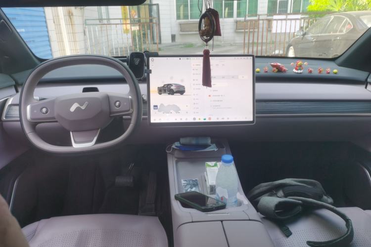 Used ONVO L60 2024 60 kWh Rear-Drive Version
