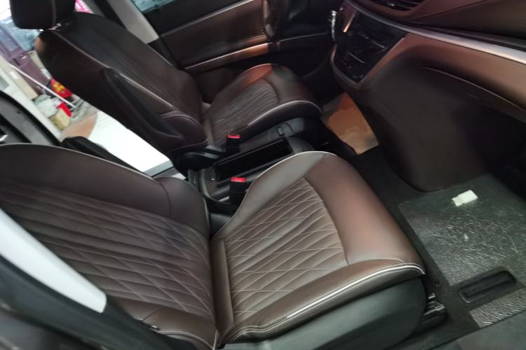 Used Buick GL8 2023 Land Executive Class 652T Luxury Model