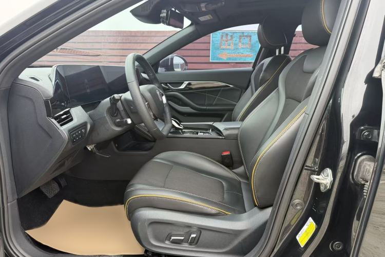 Used Bestune B70S 2022 1.5T Smart Trend Leader Interior 1