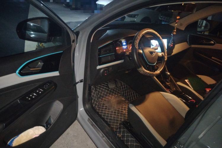 Used Jetta VS5 2022 280TSI Automatic Trend Edition
