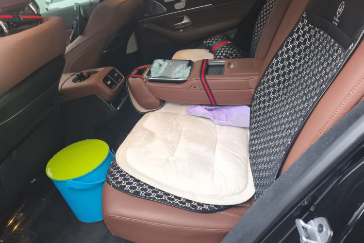 Used Mercedes-Benz GLE 2024 GLE 450 4MATIC Luxury Model Left Rear Seat