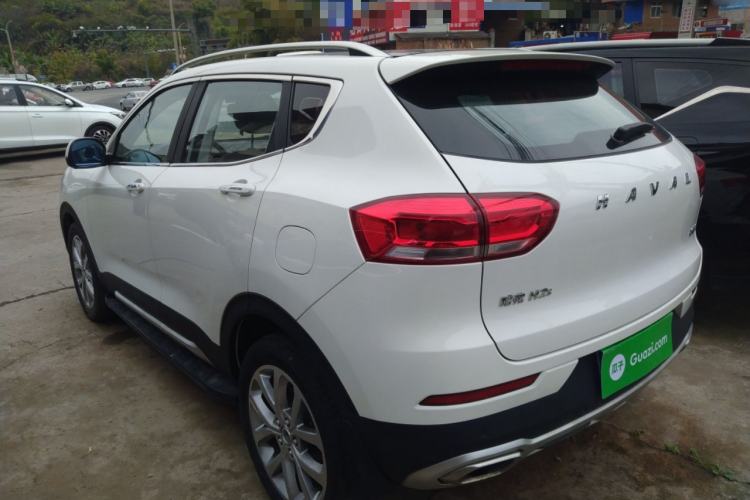 Used Haval H2s 2017 Red-Label 1.5T Dual-Clutch Luxury Model
