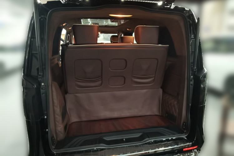 Used Mercedes-Benz Vito 2018 2.0T Business Version China V Emission Standard Trunk