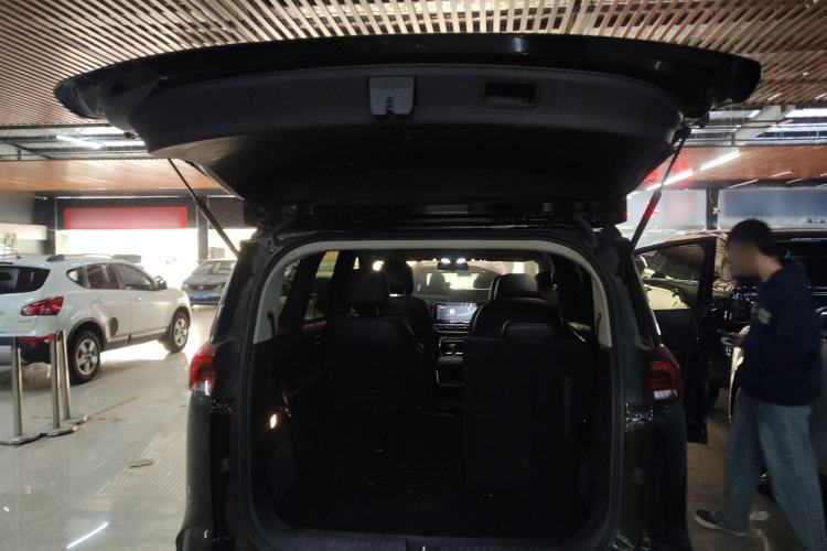 Used SAIC MAXUS G50 2019 1.5T Automatic Luxury Edition China VI Standard
