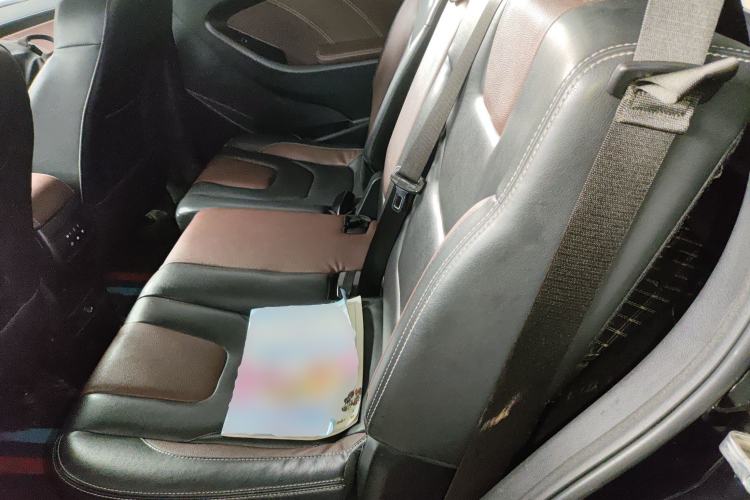 Used Dongfeng Fengon 580 2017 1.5T Manual Luxury Model Left Rear Seat