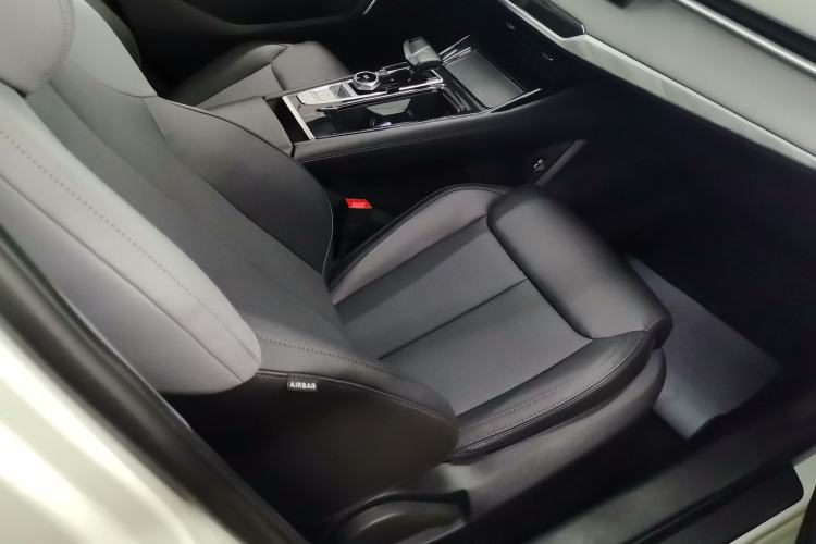 Used Changan Ruicheng PLUS 2023 1.5T DCT Prestige Edition