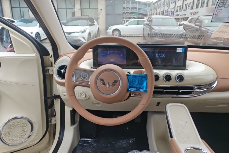 Used Wuling Bingo 2025 333 km Enjoyment Version
