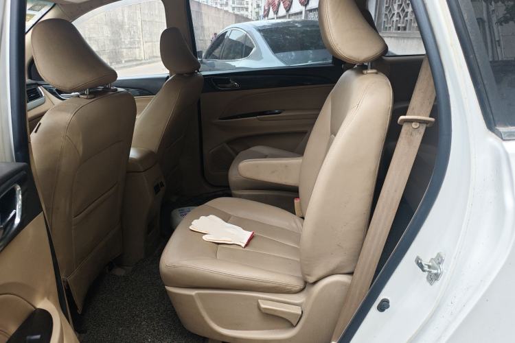 Used Baojun 730 2016 1.5L Manual Luxury Edition 7 Seats