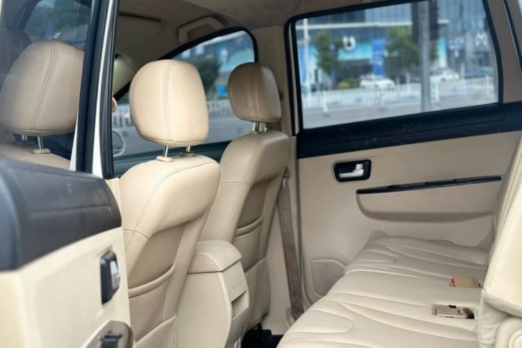 Used Dongfeng Fengon 370 2016 1.5L Manual Standard Edition SFG15-05 7 Seats