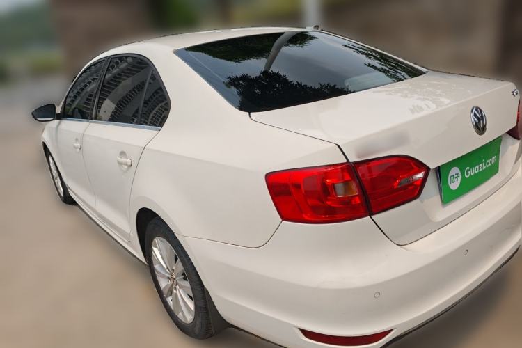 Used Volkswagen Sagitar 2014 1.4TSI Automatic Luxury Model Rear Left 45 Deg