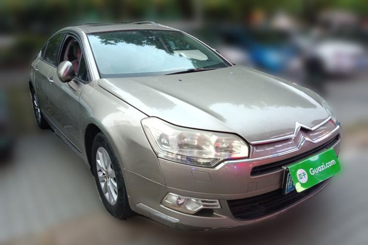 Used Citroen C5 2012 2.0L Automatic Luxury Edition Front Right 45 Deg