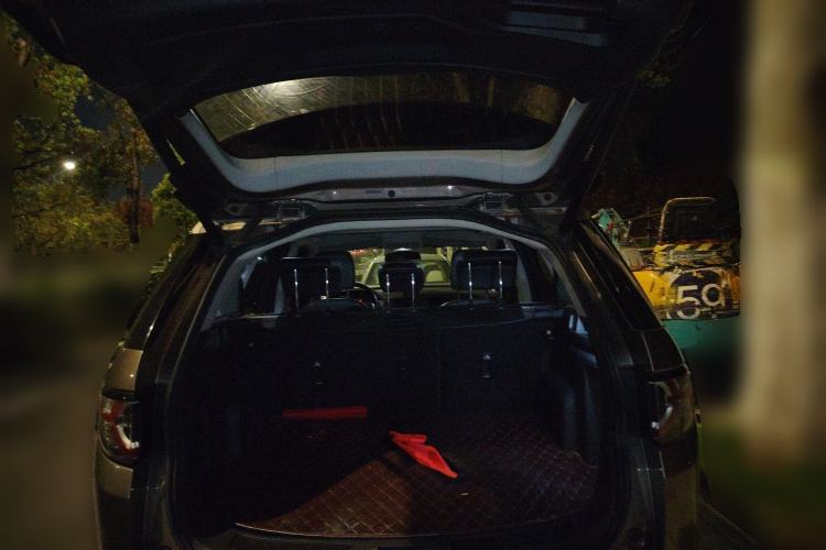 Used Land Rover Discovery Sport 2016 2.0T SE Trunk