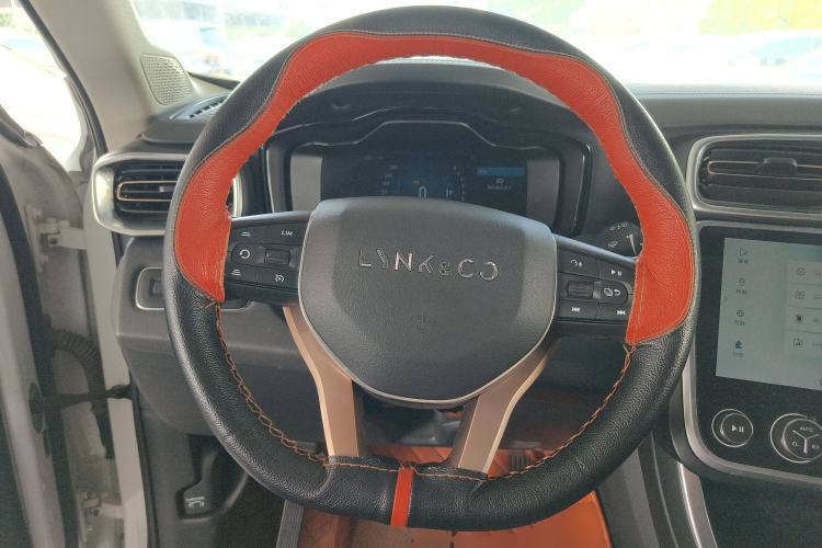 Used Lynk & Co 01 2017 2.0T Two-Wheel-Drive Version
