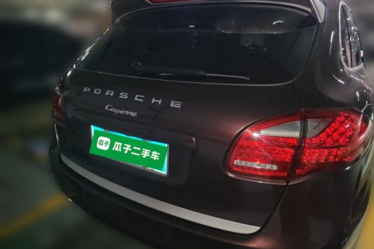 Used Porsche Cayenne 2014 Cayenne Platinum Edition 3.0T
