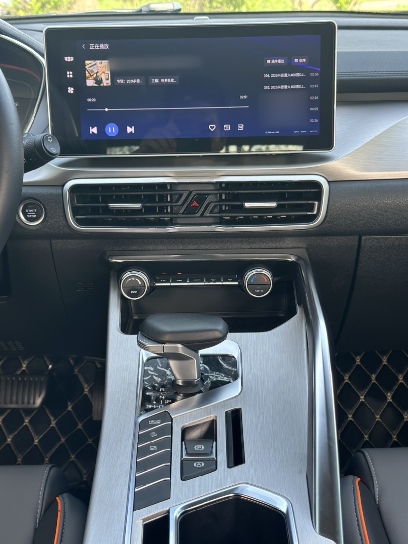 Geely Auto Coolray 2023 1.5T DCT Diamond Edition — снимка 16