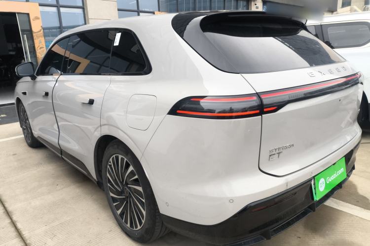 Used EXEED Star Era ET 2024 Extended-Range 240 Ultra All-Wheel Drive Exterior 2