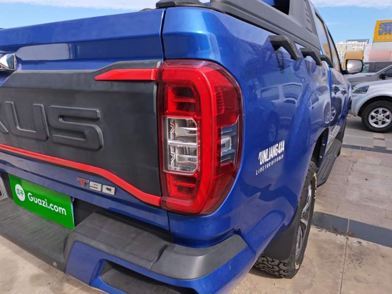 Used SAIC MAXUS T90 2021 2.0T Single-Turbo Automatic Two-Wheel Drive High-Ride Elite Version with Standard Box — 7