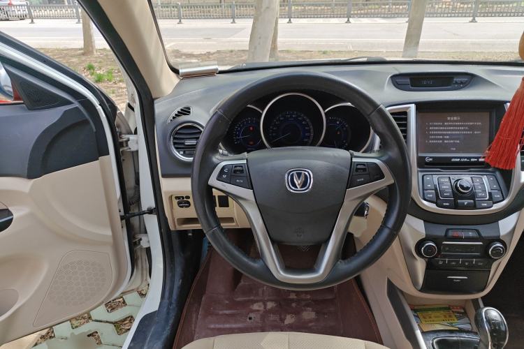 Used CHANGAN Eado 2015 1.6L Manual Luxury Model China IV Standard