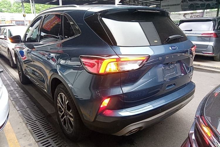 Used Ford Escape 2020 EcoBoost 245 Two-Wheel-Drive Comfort Edition
