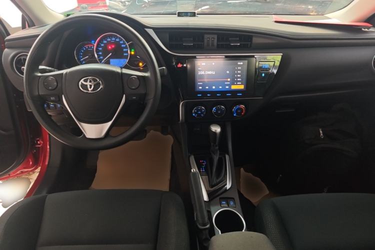 Used Toyota Levin 2017 Revised 185T CVT Elite Edition China V Standard Center Console