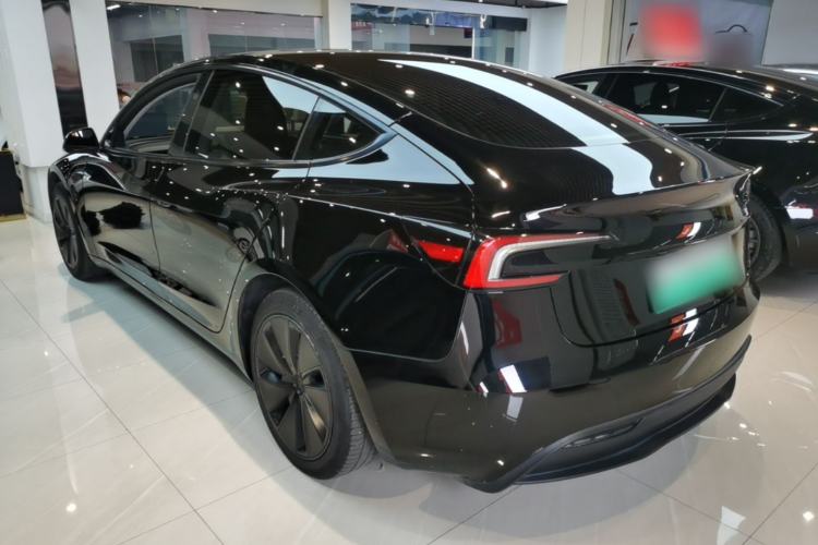 Used Tesla Model 3 2023 Rear-Wheel-Drive Version
