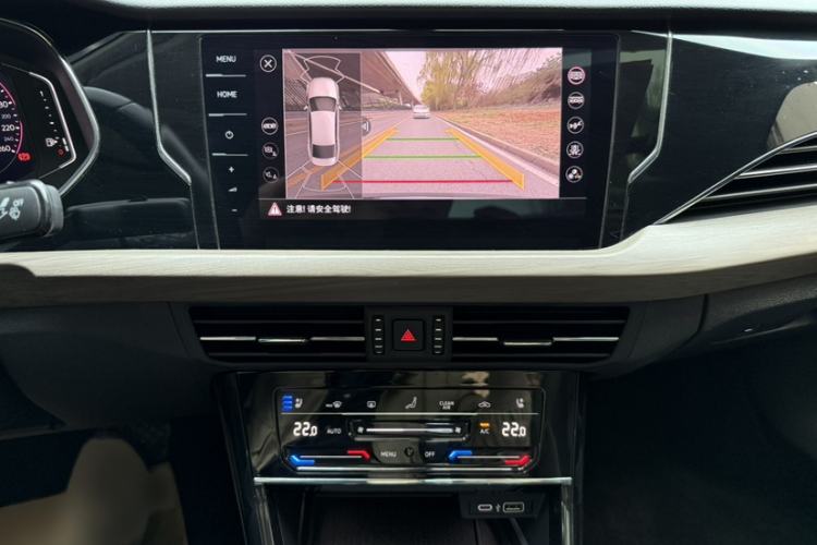 Used Volkswagen Passat 2020 330TSI Luxury Edition China VI Interior 7