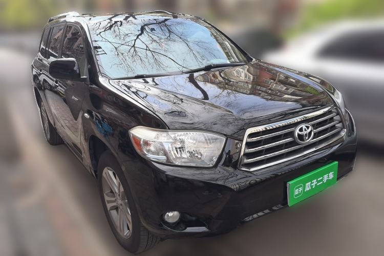 Used Toyota Highlander 2011 2.7L Two-Wheel Drive 5-Seater Sport Edition Front Right 45 Deg