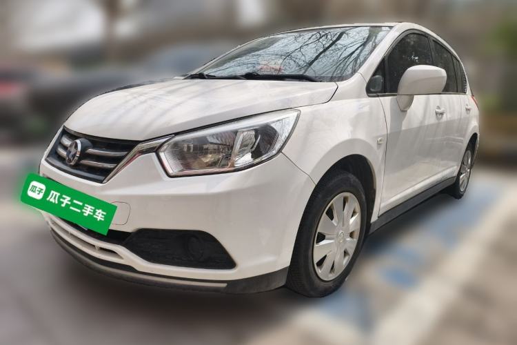 Used Venucia R50 2015 1.6L Manual Fashion Edition
