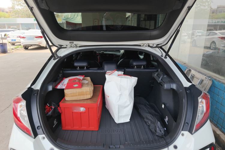 Used Honda Civic 2021 HATCHBACK 220TURBO CVT Trendy Cool Edition Trunk