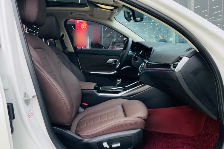 Used BMW 3 Series 2020 325Li First Edition Interior 9