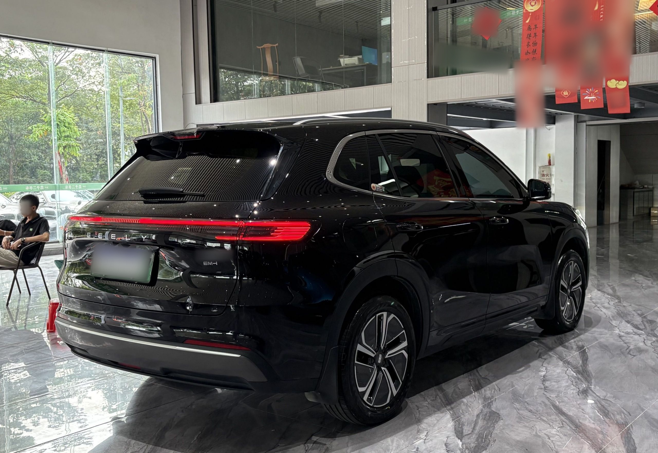 Geely Galaxy Xingjian 7 EM-i 2025 120km Exploration+ Version — снимка 15